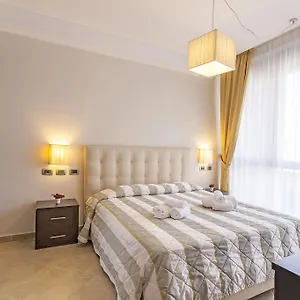 Anghel 3*, Siena Olaszország